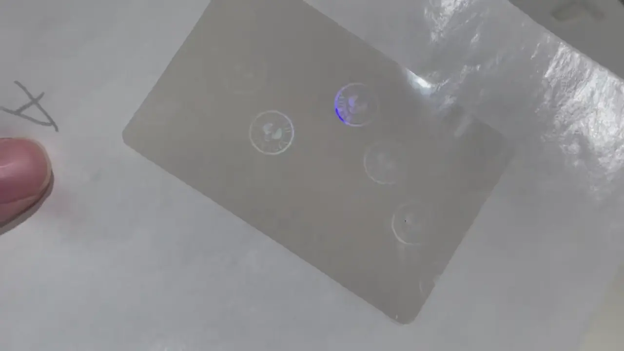 Austrália Meridional overlay holográfico transparente para carta de condução | SA filme holográfico de segurança para cartões de identificação: guia em vídeo